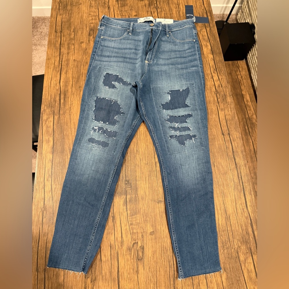 Hollister Women's Skinny Jeans in Distressed Blue